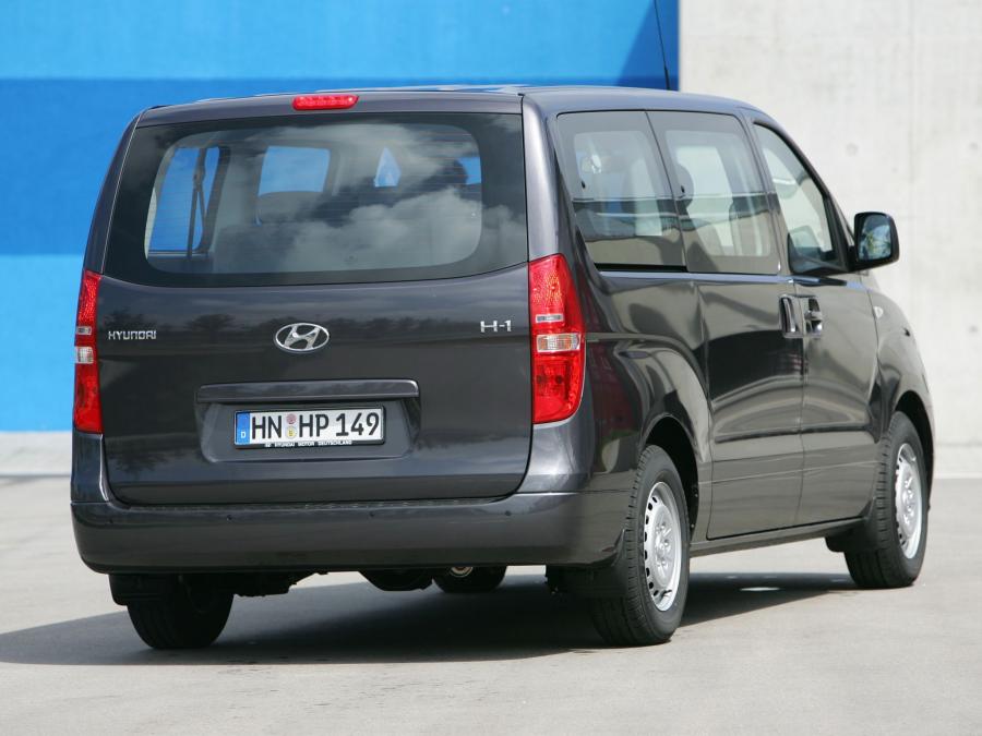 Hyundai H-1 Wagon 2007 года  (фото 5 из 15)